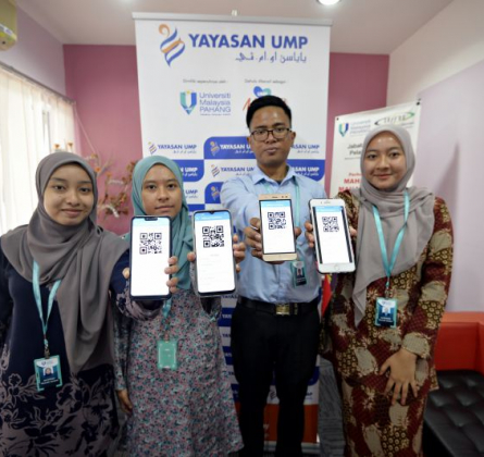One second digital registration, new UMP students register at two campuses at once